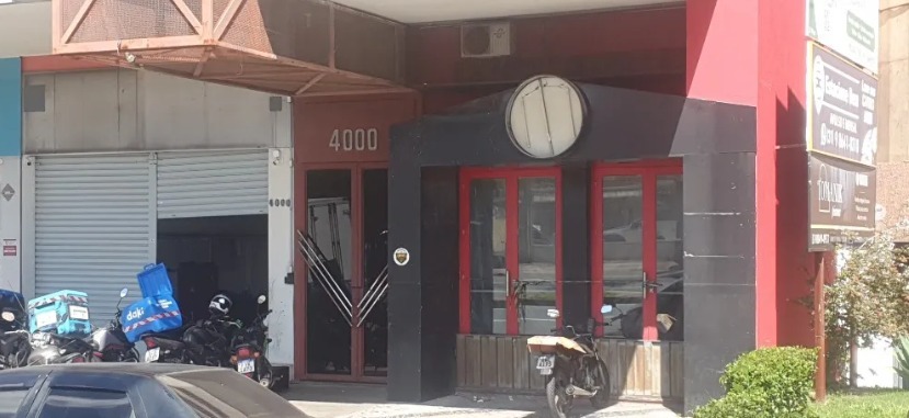 Excelente ponto comercial ao lado do Casa Raja Shopping, com visibilidade privilegiada e alto fluxo de veículos e pedestres. — foto 8