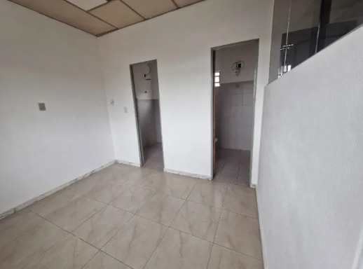 Galpão para locação — foto 14